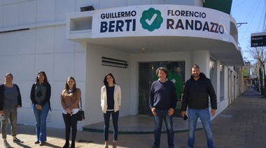 La precandidata a diputada Valeria Iglesias visitó Bragado y se reunió con la lista de Vamos Con Vos