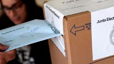 Intendente oficialista habló en favor de las primarias