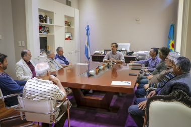 Cara a cara de Petrecca con fomentistas: reclamos barriales y obras en agenda