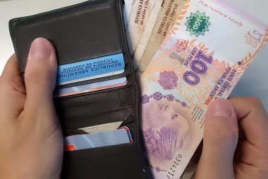 En tres años, el salario perdió 18% frente a la canasta de pobreza