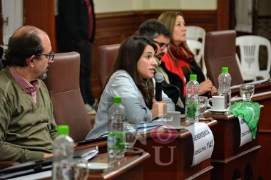 UC calificó de "triste" el rol del diputado Britos tras acompañar el presupuesto de Vidal