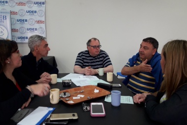 Meoni prometió a docentes oponerse a una eventual reforma jubilatoria