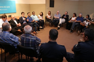 Luego del "faltazo" opositor al foro de movilidad, Tolosa los "invitó" a "reflexionar"
