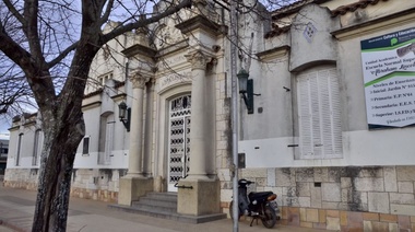En Lincoln podrán limitar la circulación vehicular en horario de egreso escolar