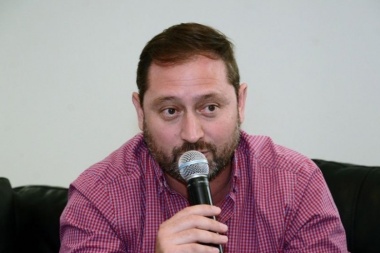 Otro intendente radical admite contacto 0 con nación y se distancia de Milei