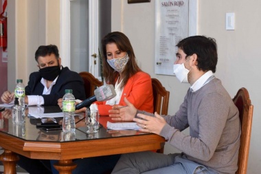 "El intendente se está cerrando mucho, se siente omnipotente, necesita abrirse y dialogar"