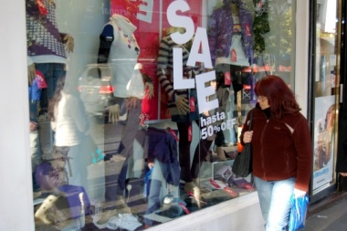 Las ventas minoristas caen 7,1% interanual en noviembre, según CAME