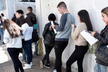 La desocupación alcanzó el nivel más alto de la era Milei: 7,9%