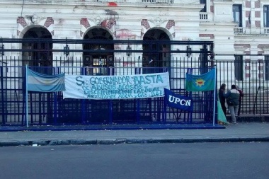 En Provincia, trabajadores estatales cerraron su paritaria del 15% en tres cuotas