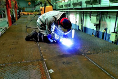 Industria bonaerense en rojo: despidos, cierres y suspensiones