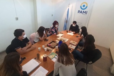 Referentes de organismos nacionales y provinciales en Junín se reunieron en el PAMI local
