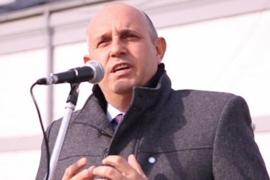 "Estoy ante el mayor desafío político de mi carrera", dijo Guerrera tras ser confirmado ministro
