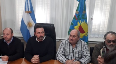Tras el paro de municipales, Aiola logró cerrar la paritaria salarial