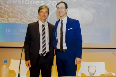 A pesar de la foto con Monzó, D´andrea descartó ruptura con Petrecca
