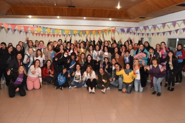 Con fuerte apoyo a CFK, se realizó el primer encuentro peronista y feminista