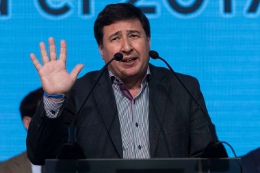 Arroyo: “La ley de emergencia alimentaria puede ayudar a poner un piso a la caída social”
