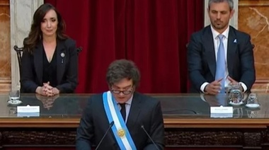 Dura carta de Carrió contra Milei con réplica en la cuarta sección