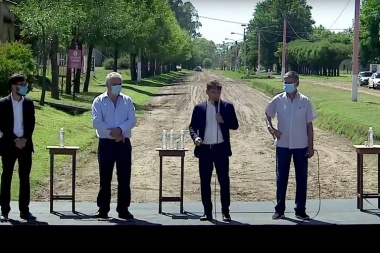 Kicillof envía señales al interior bonaerense con el anuncio de obras, créditos y conectividad