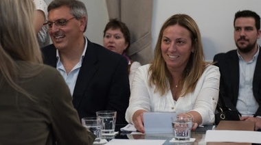 Arata le pidió a Petrecca que arme una mesa de trabajo para debatir flexibilizaciones