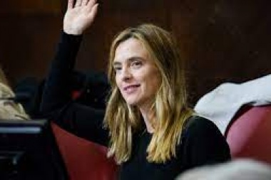 Otro blooper de una senadora de la región: posteó una nota del 2018