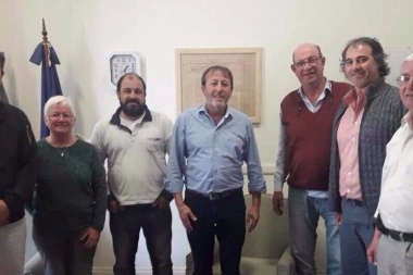 García asocia a Tellechea con la crisis económica y el intendente apuesta a los "hechos concretos"
