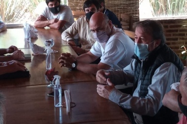 Patricio García estuvo en Junín con vecinos de las inmediaciones de la autopista Chacabuco-Junín