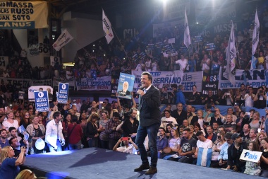 En un acto en Lanús, Massa le dio un guiño a Florencio Randazzo