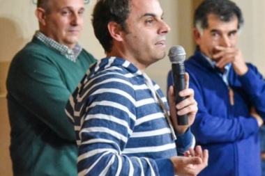 Zavatarelli eliminó la actualización salarial de planta política en Pinto