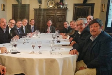 El campo recibió a Pichetto que prometió interceder por el precio del biocombustible