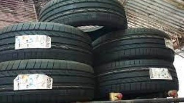 Relevan faltante de stock de cubiertas en municipio de la cuarta