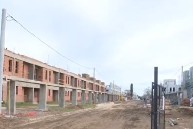 Familias juninenses juntan firmas por el déficit habitacional
