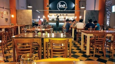 Con críticas al municipio, el FR pide la extensión horaria para comercios de barrio y gastronomía