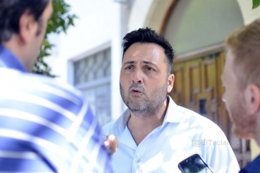 Renuncia en el gabinete de Chacabuco tras las elecciones