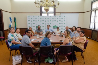 Rivadavia pagará bono de 70.000 pesos y dará aumentará 12% a municipales