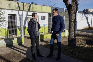Bullrich visitó Junín y estuvo junto a Petrecca en una unidad sanitaria