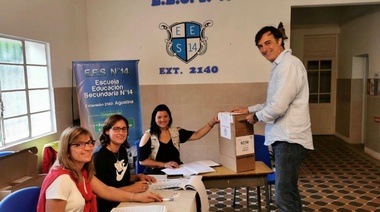 Bullrich, Llovet y Blaiotta fueron los primeros en votar por el oficialismo local