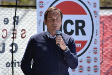 Desde la UCR marcan "falta de autoridad" del Presidente e "irresponsabilidad" de CFK