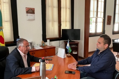 Battaglia movió su gabinete y realizó cambios en la secretaría de gobierno