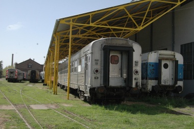 Tras el cierre de la cooperativa ferroviaria, UC acusó a Petrecca de "no levantar el teléfono" ni "gestionar"