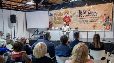Petrecca y Tamarit pusieron en marcha la Feria del Libro 2021