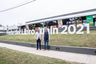 Petrecca y Tamarit inauguran la Feria del Libro