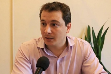 Beligni confirmó reunión con municipales y avisó que “se va a pagar lo que se puede”