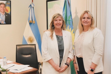 Revilla gestionó ante la Jefa de Asesores de provincia, Álvarez Rodriguez