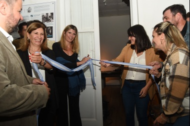 Inauguraron la sala "Eva Perón" de Junín