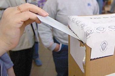 Se estiman que cerca de 10 mil argentinos en el exterior usarán el voto postal