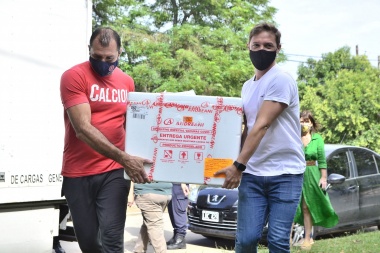 En tierra radical, las vacunas llegaron de la mano de concejales del FdT