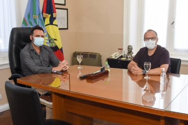 Un intendente del "Grupo Dorrego" estuvo en la cuarta visitando a un colega radical
