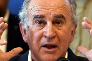 Parrilli: "Macri está encendiendo una mecha para que le explote a Alberto"