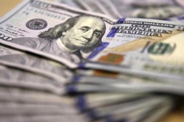 El dólar blue operó sin cambios, mientras que los oficiales bajaron un poco