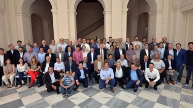Con representantes de la cuarta sección, intendentes peronistas se reunieron con Kicillof